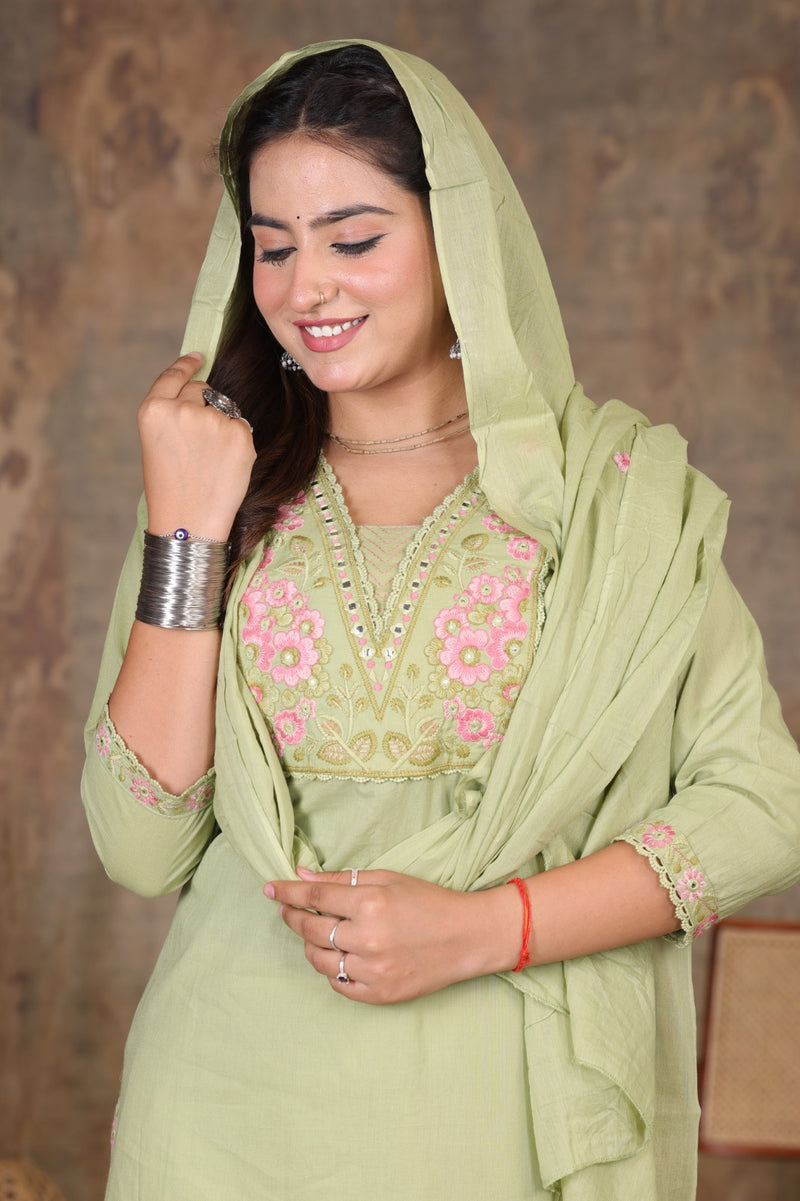 Pista Green Elegance Ethnic Suit Set