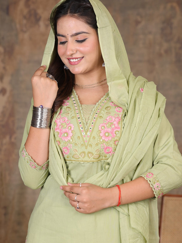 Pista Green Elegance Ethnic Suit Set