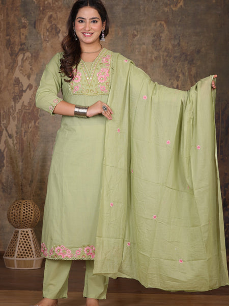 Pista Green Elegance Ethnic Suit Set